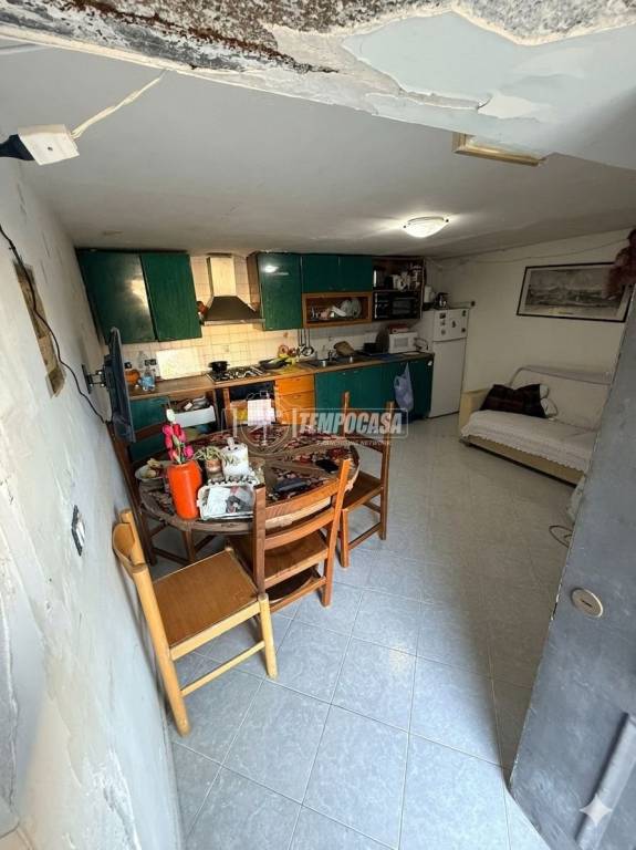appartamento in vendita a Napoli in zona Avvocata