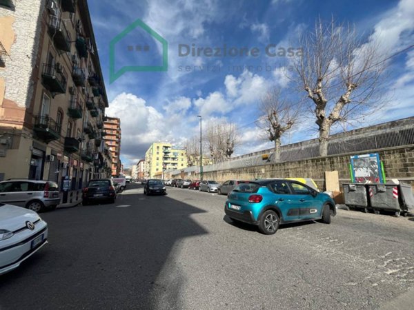 negozio in vendita a Napoli in zona Vicaria