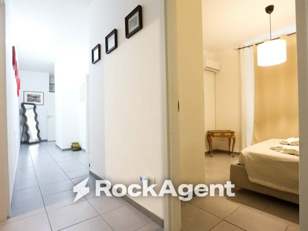 appartamento in vendita a Napoli in zona San Lorenzo