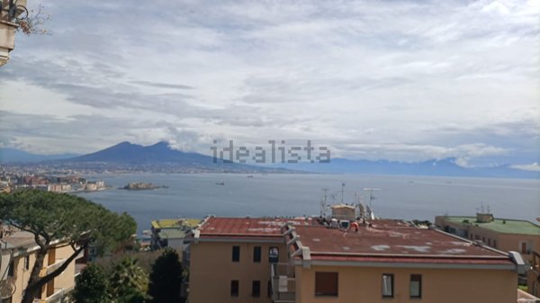 appartamento in vendita a Napoli in zona Posillipo