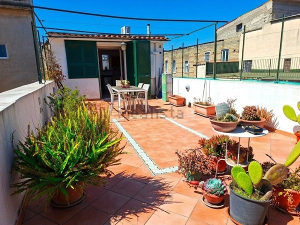 appartamento in vendita a Napoli in zona San Lorenzo