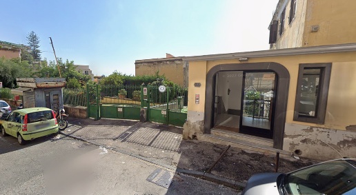 casale in vendita a Napoli in zona Vomero