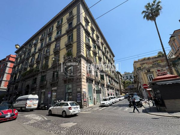 appartamento in vendita a Napoli in zona Arenella