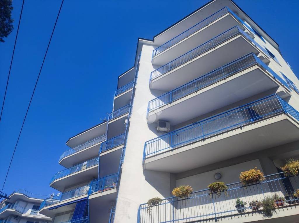 appartamento in vendita a Napoli in zona Capodimonte / Colli Aminei