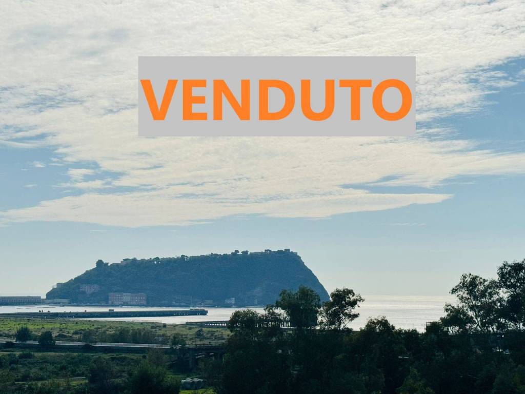 appartamento in vendita a Napoli in zona Pendino / San Giuseppe