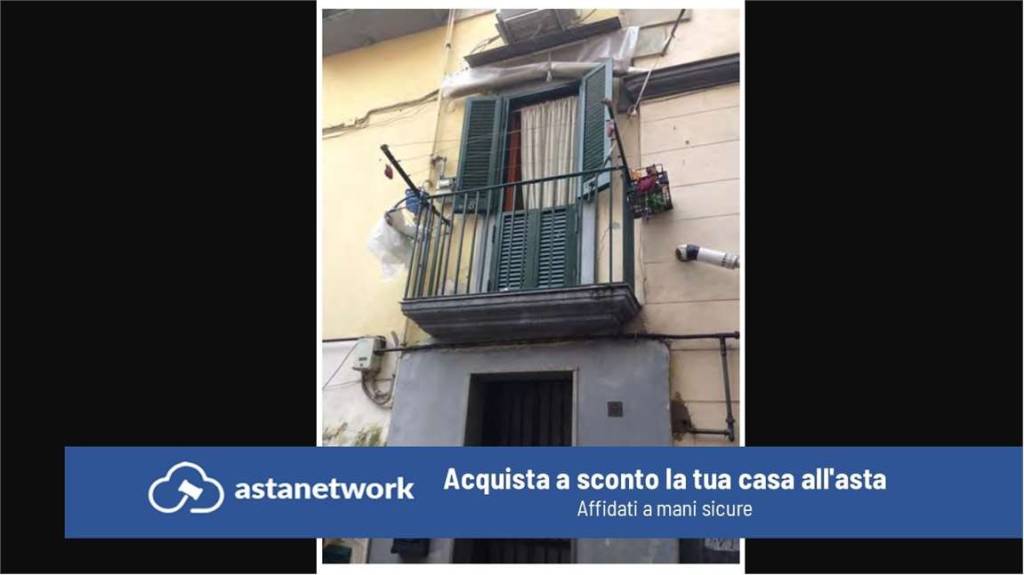 appartamento in vendita a Napoli in zona San Ferdinando