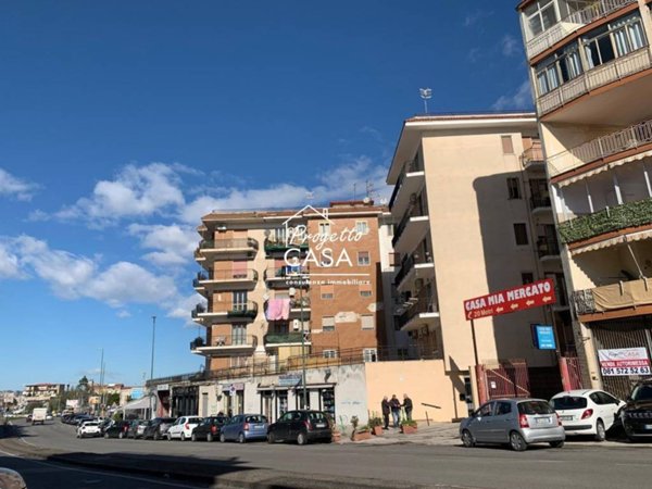 appartamento in vendita a Napoli in zona Barra