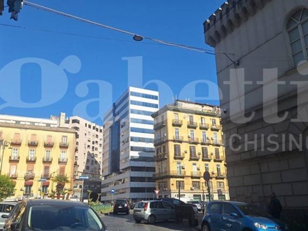 appartamento in vendita a Napoli in zona Pendino / San Giuseppe