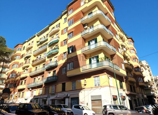 appartamento in vendita a Napoli in zona Arenella