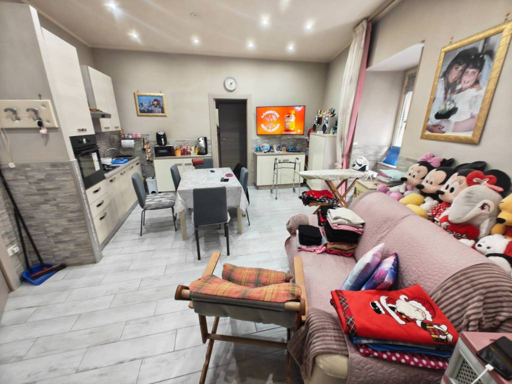 appartamento in vendita a Napoli in zona Secondigliano