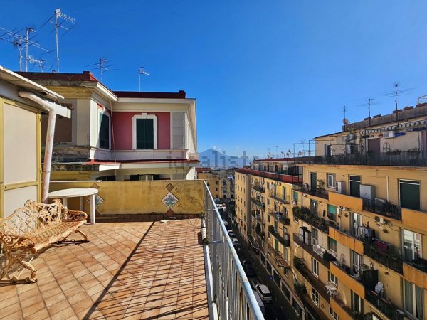 appartamento in vendita a Napoli