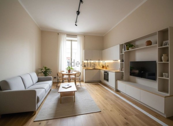 appartamento in vendita a Napoli in zona Pendino / San Giuseppe