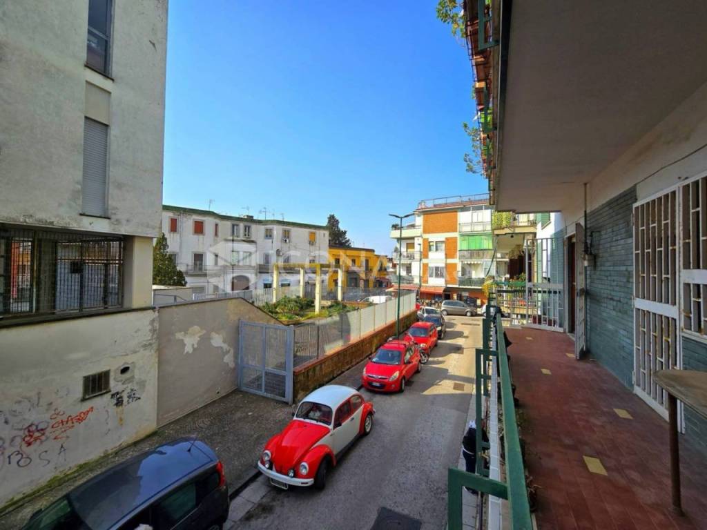 appartamento in vendita a Napoli in zona Soccavo