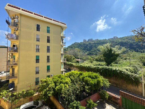 appartamento in vendita a Napoli in zona Fuorigrotta