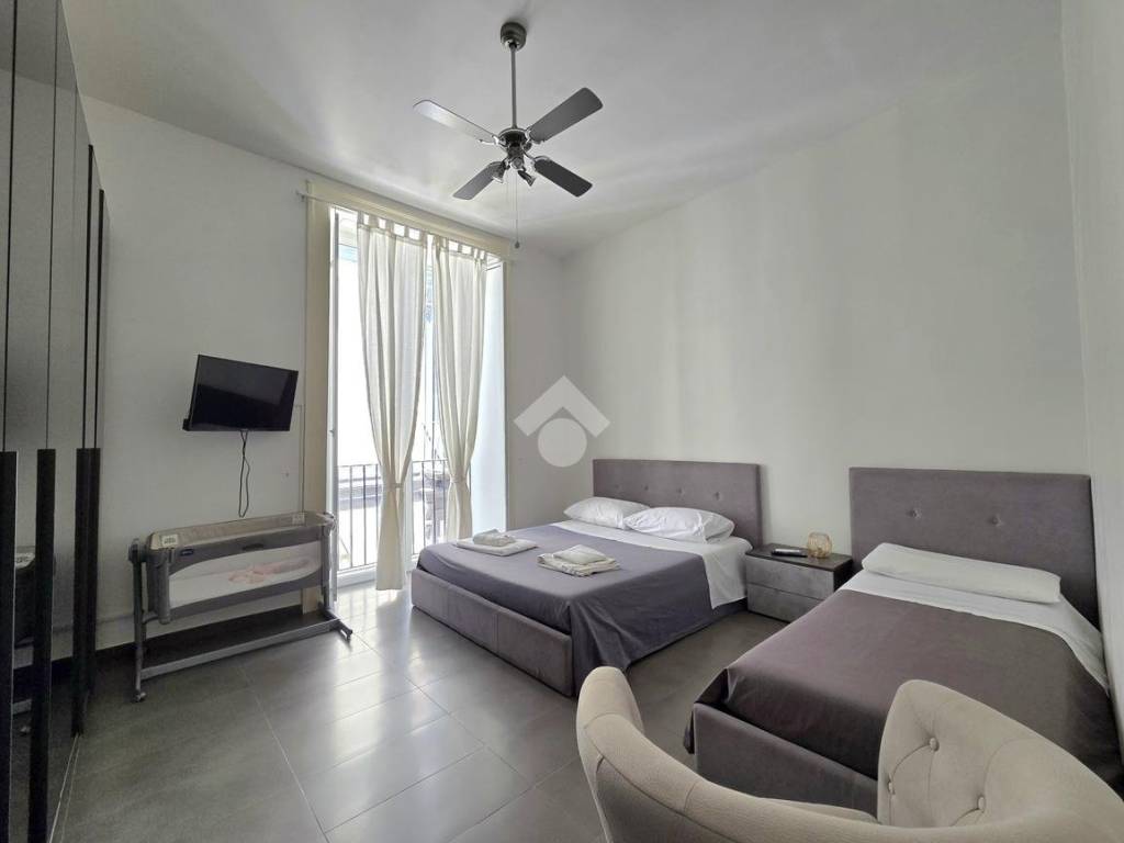 appartamento in vendita a Napoli in zona Montecalvario