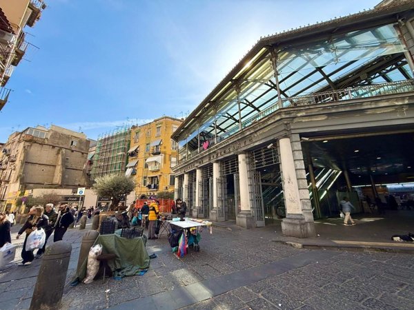 appartamento in vendita a Napoli