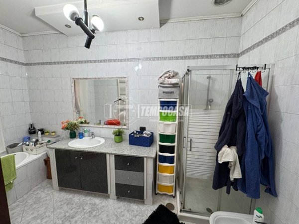 appartamento in vendita a Napoli in zona Stella