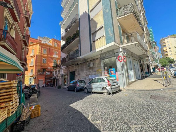 appartamento in vendita a Napoli