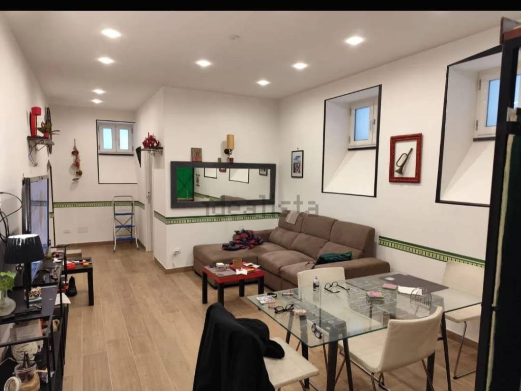 appartamento in vendita a Napoli in zona Bagnoli