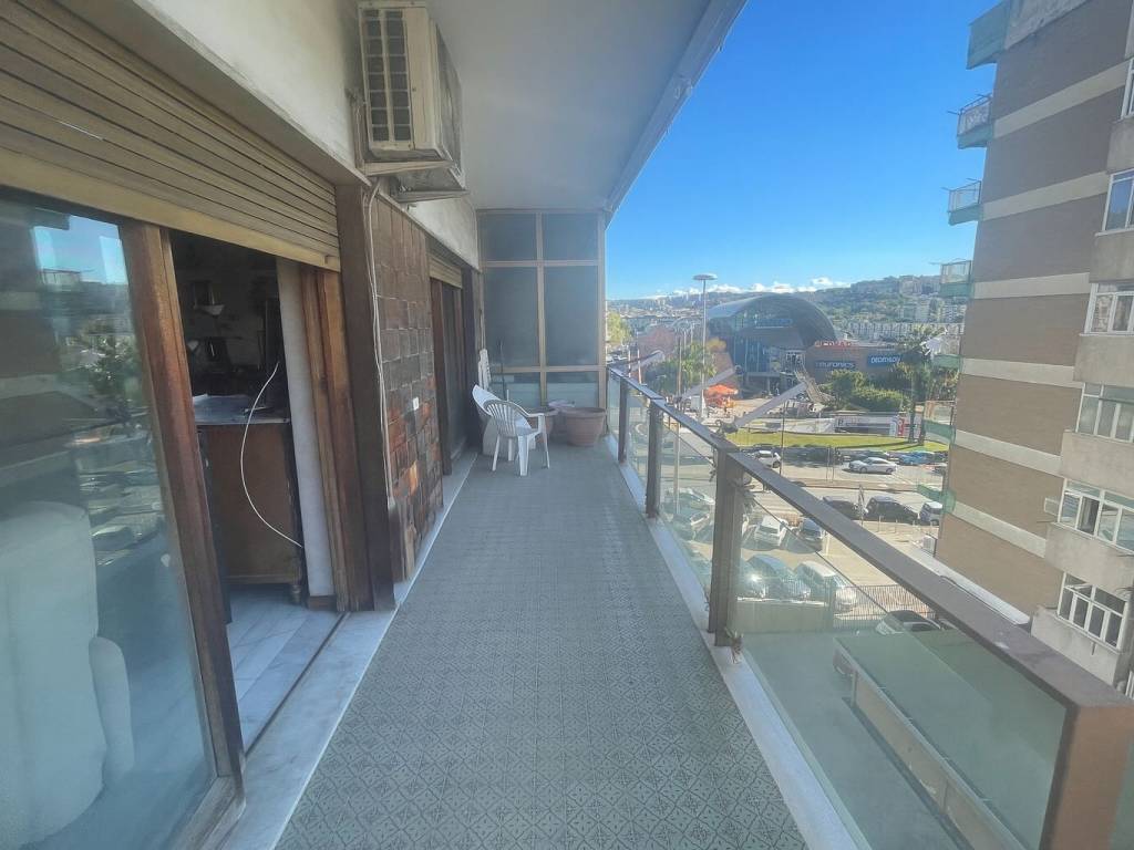 appartamento in vendita a Napoli in zona Fuorigrotta