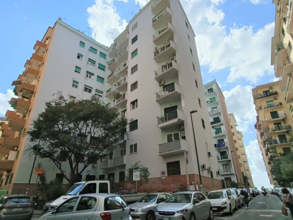 appartamento in vendita a Napoli in zona Vomero
