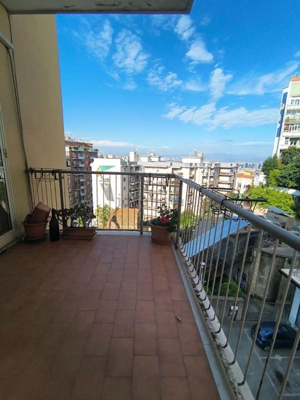 appartamento in vendita a Napoli in zona Arenella