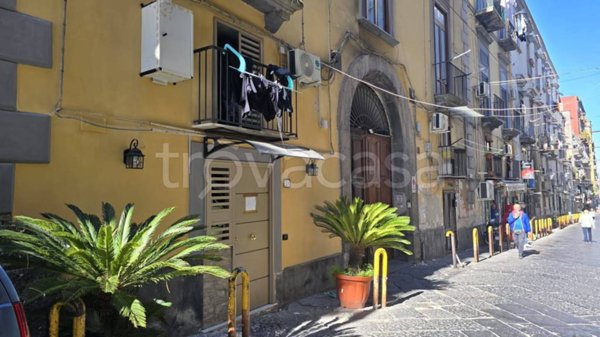 appartamento in vendita a Napoli in zona Stella