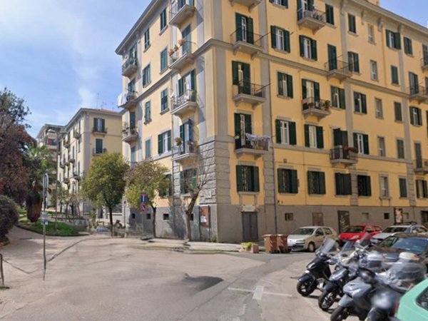 appartamento in vendita a Napoli in zona Arenella