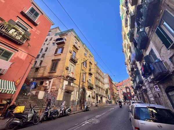 appartamento in vendita a Napoli