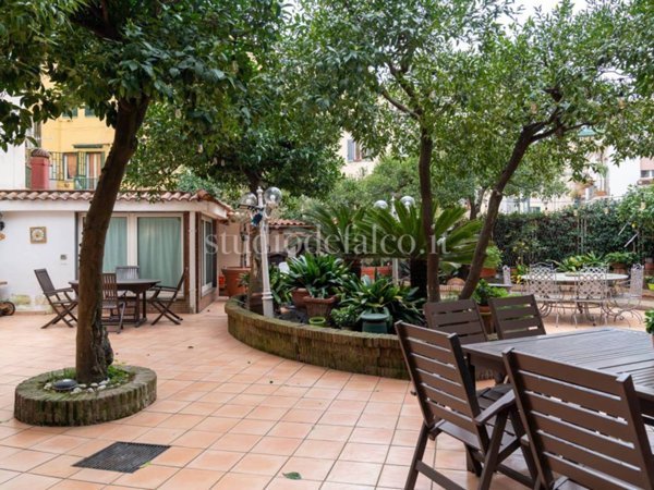 appartamento in vendita a Napoli in zona Vomero