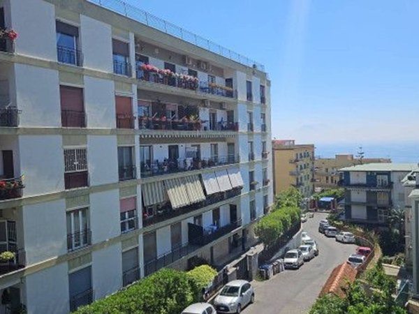 appartamento in vendita a Napoli in zona Posillipo