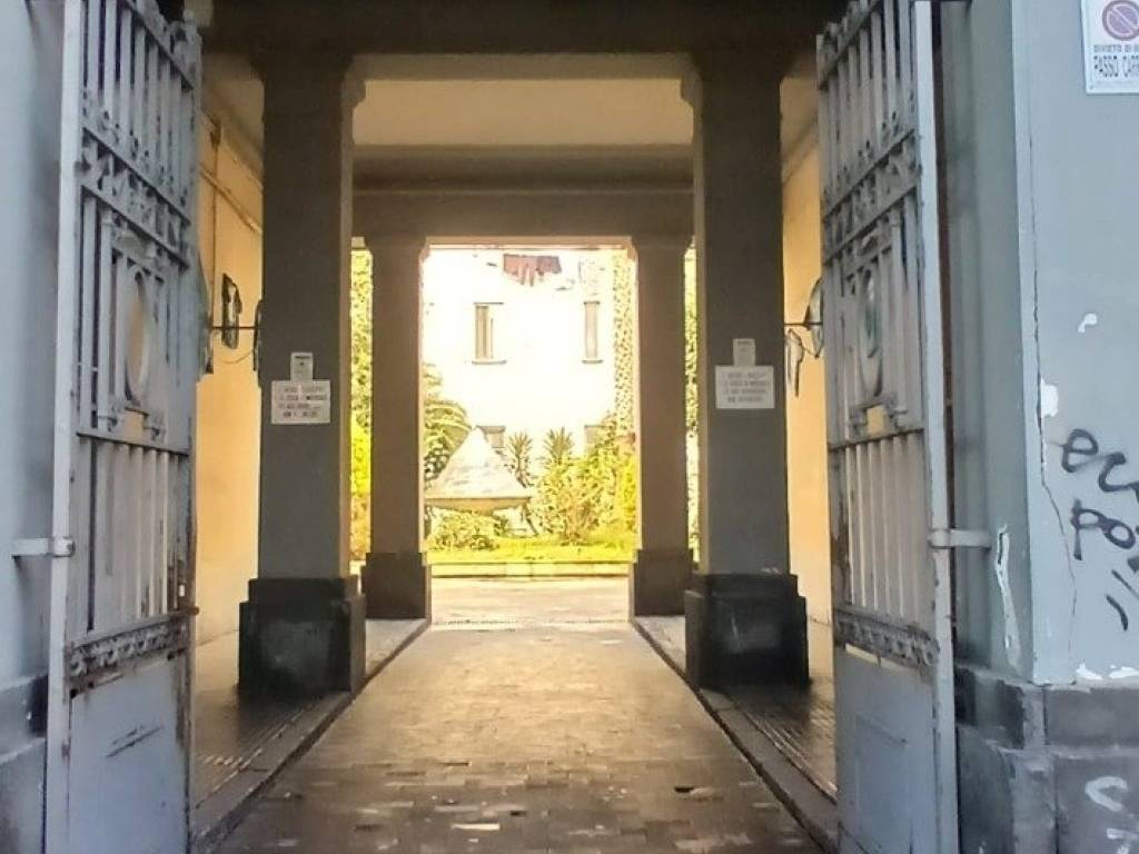 appartamento in vendita a Napoli in zona Vomero