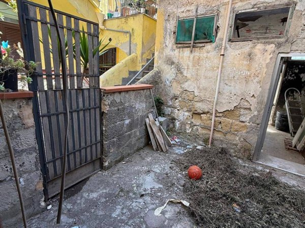 appartamento in vendita a Napoli in zona Soccavo