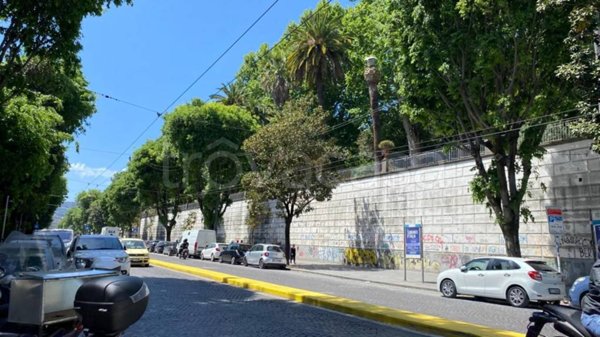 appartamento in vendita a Napoli in zona Stella
