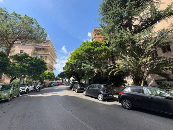 appartamento in vendita a Napoli in zona Arenella