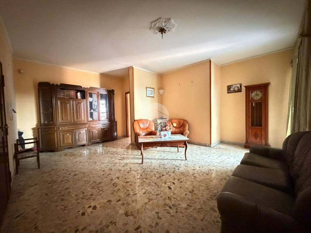 appartamento in vendita a Napoli in zona Secondigliano