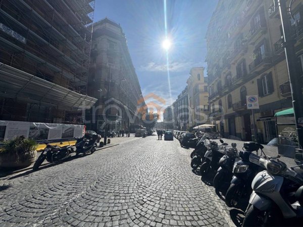 appartamento in vendita a Napoli in zona San Ferdinando