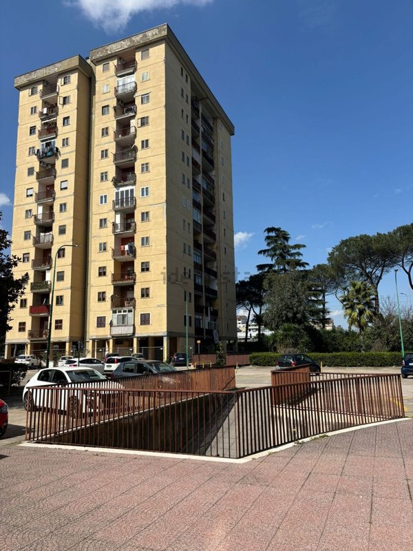 appartamento in vendita a Napoli in zona Secondigliano