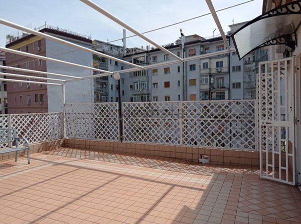 appartamento in vendita a Napoli in zona Arenella