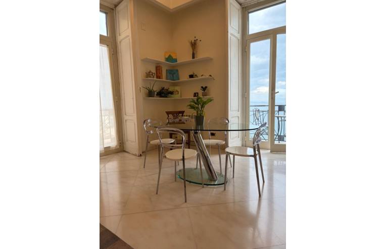 appartamento in vendita a Napoli in zona Posillipo