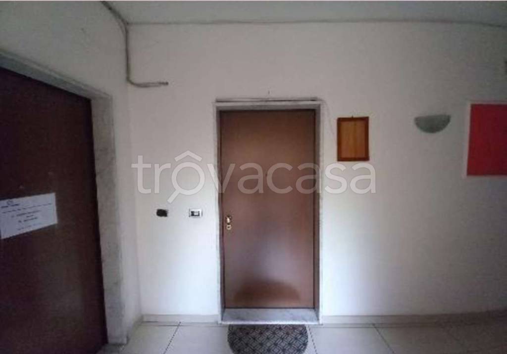 ufficio in vendita a Napoli in zona Stella