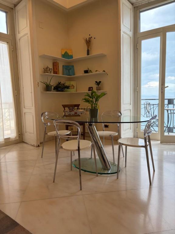 appartamento in vendita a Napoli in zona Posillipo
