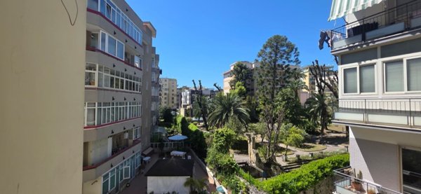 appartamento in vendita a Napoli in zona Arenella