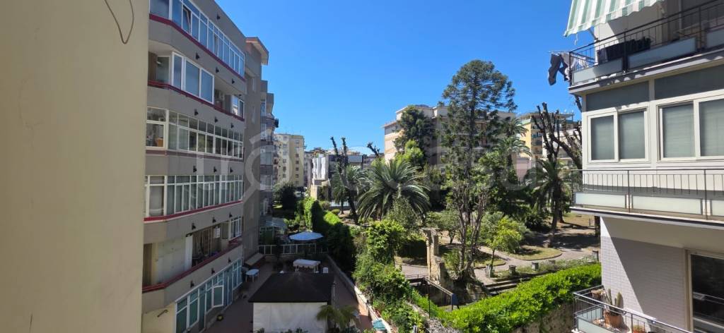 appartamento in vendita a Napoli in zona Arenella