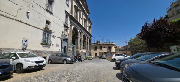 appartamento in vendita a Napoli in zona Stella
