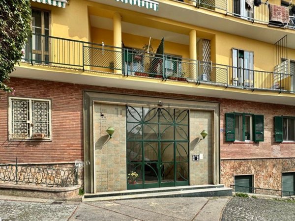 appartamento in vendita a Napoli in zona Vomero