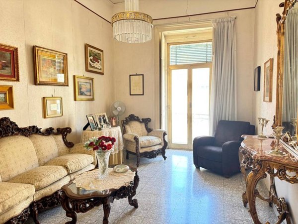 appartamento in vendita a Napoli