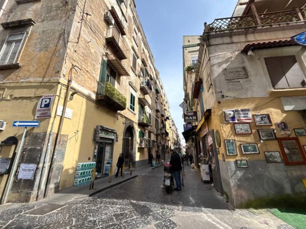 appartamento in vendita a Napoli