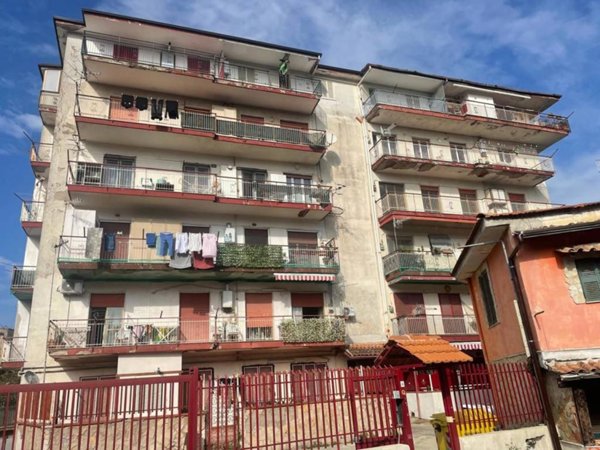 appartamento in vendita a Napoli in zona Pendino / San Giuseppe