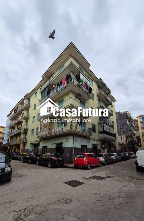 appartamento in vendita a Napoli in zona Secondigliano